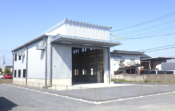 茨城県水戸市 中田バイパス自動車 板金整備工場
